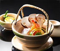 鱧と松茸の土瓶蒸し